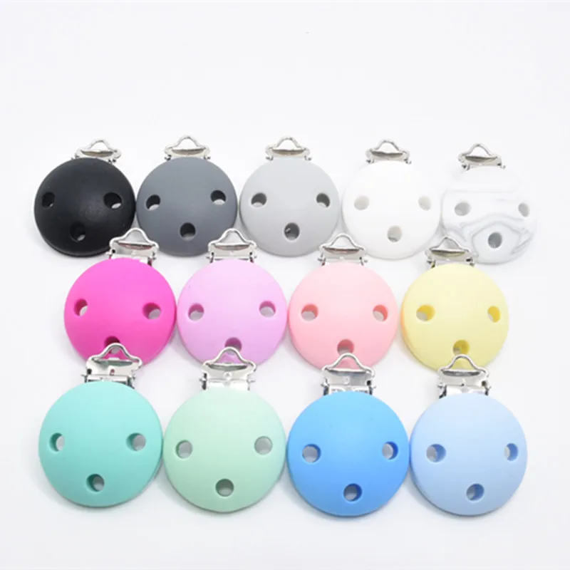 50 PCS BPA Free 3 Holes Silicone Round Clips DIY Baby Rattle Teether Pacifier Dummy Montessori Sensory Holder Chain Clips
50 PCS BPA Free 3 Holes Silicone Round Clips DIY Baby Rattle Teether Pacifier Dummy Montessori Sensory Holder Chain Clips
