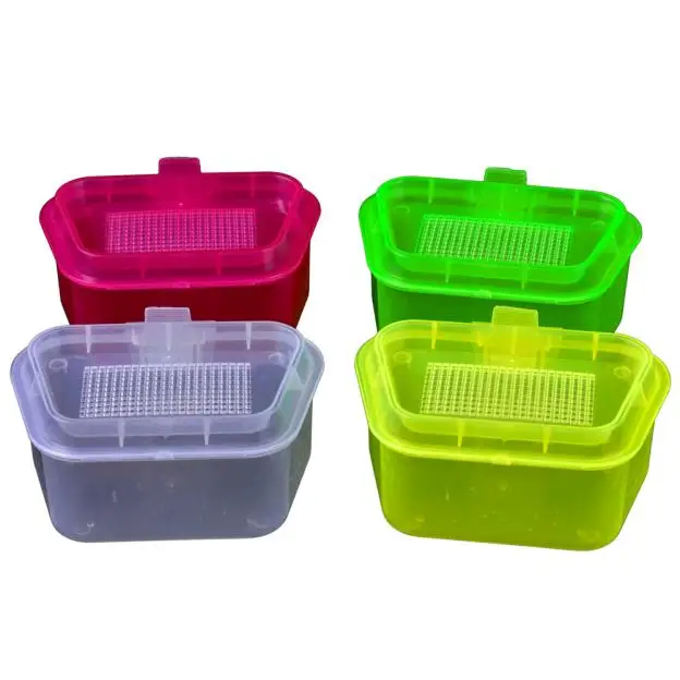 High Quality LEO Color Breathable Plastic Fishing Live Bait Storage Box Earthworm Worms Bait Container Box M25 #YL10
High Quality LEO Color Breathable Plastic Fishing Live Bait Storage Box Earthworm Worms Bait Container Box M25 #YL10