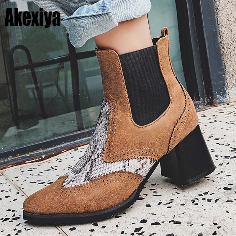 2019 winter New Serpentine Chelsea Boots Woman Square Heel Slip on Women's Ankle Boots Pointed Toe High Heel Boots k188
2019 winter New Serpentine Chelsea Boots Woman Square Heel Slip on Women's Ankle Boots Pointed Toe High Heel Boots k188
