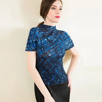 Changpleat high-end fashion women Tops T-shirt Miyak Pleated Turtleneck Slim Short Sleeve Printed Female T-shirt Fashion Tide
Changpleat high-end fashion women Tops T-shirt Miyak Pleated Turtleneck Slim Short Sleeve Printed Female T-shirt Fashion Tide