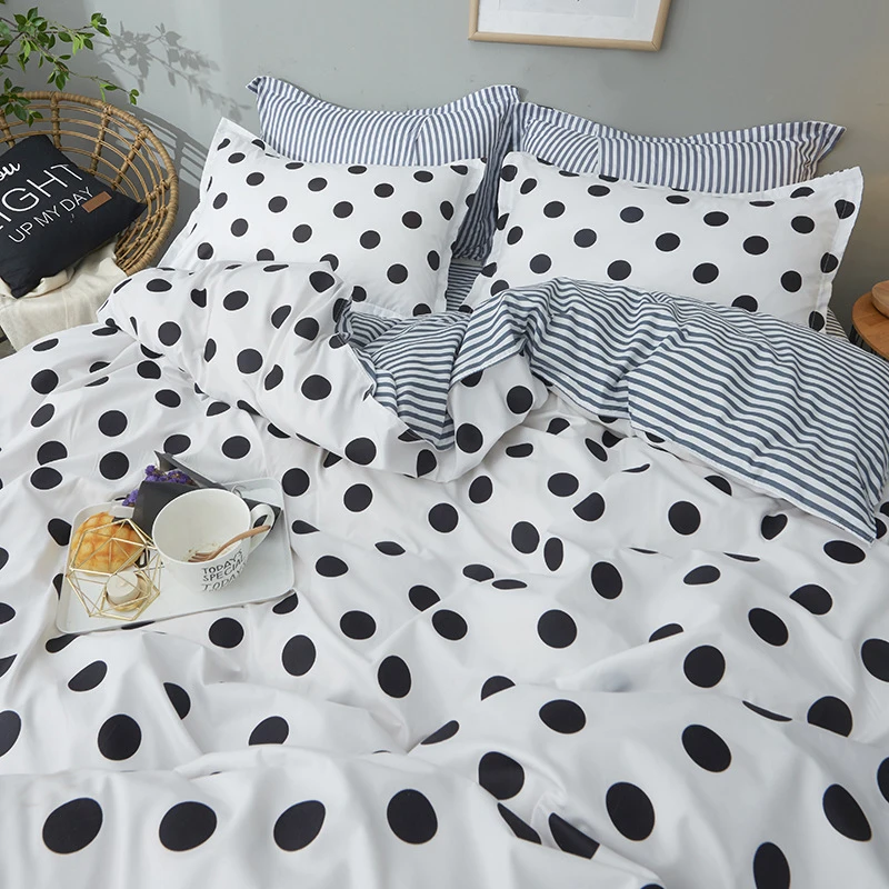 Four-Piece Set Duvet Cover Home Textile Sanding Plain Weave Skin Soft Skin Quilt Cover Sheet Comfortable Fabrics Kit 4 Size
Four-Piece Set Duvet Cover Home Textile Sanding Plain Weave Skin Soft Skin Quilt Cover Sheet Comfortable Fabrics Kit 4 Size