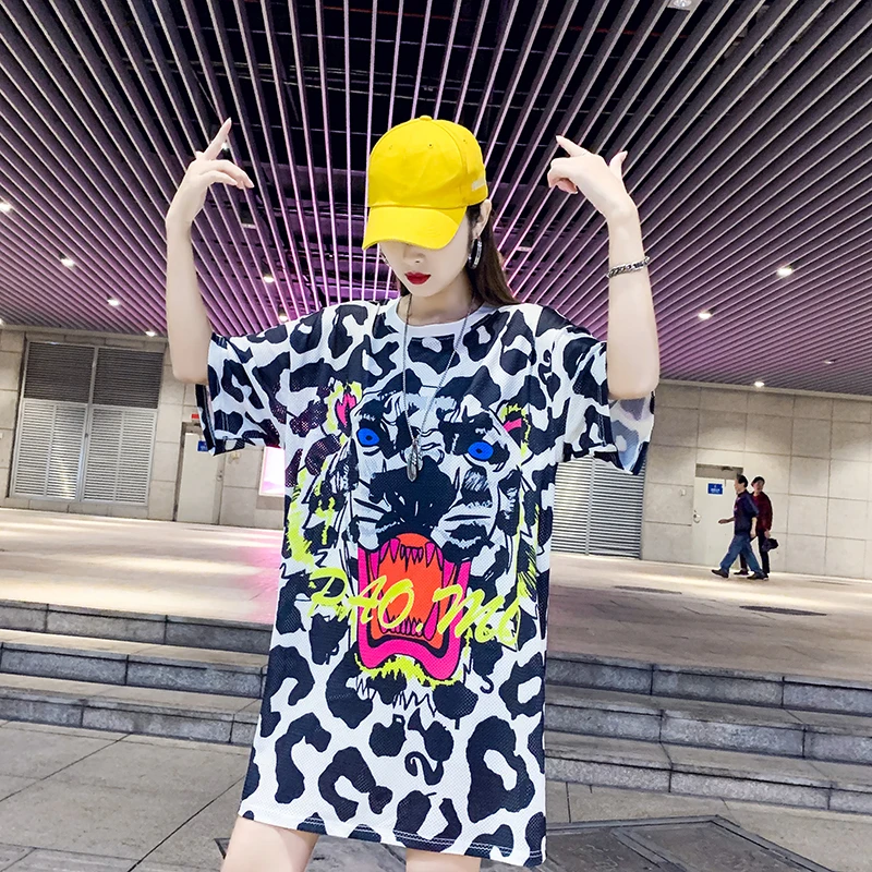 P Ammy Leopard Print T-shirt summer large size women's loose comfortable Long T-shirt women's Fashion Loose Tee
P Ammy Leopard Print T-shirt summer large size women's loose comfortable Long T-shirt women's Fashion Loose Tee