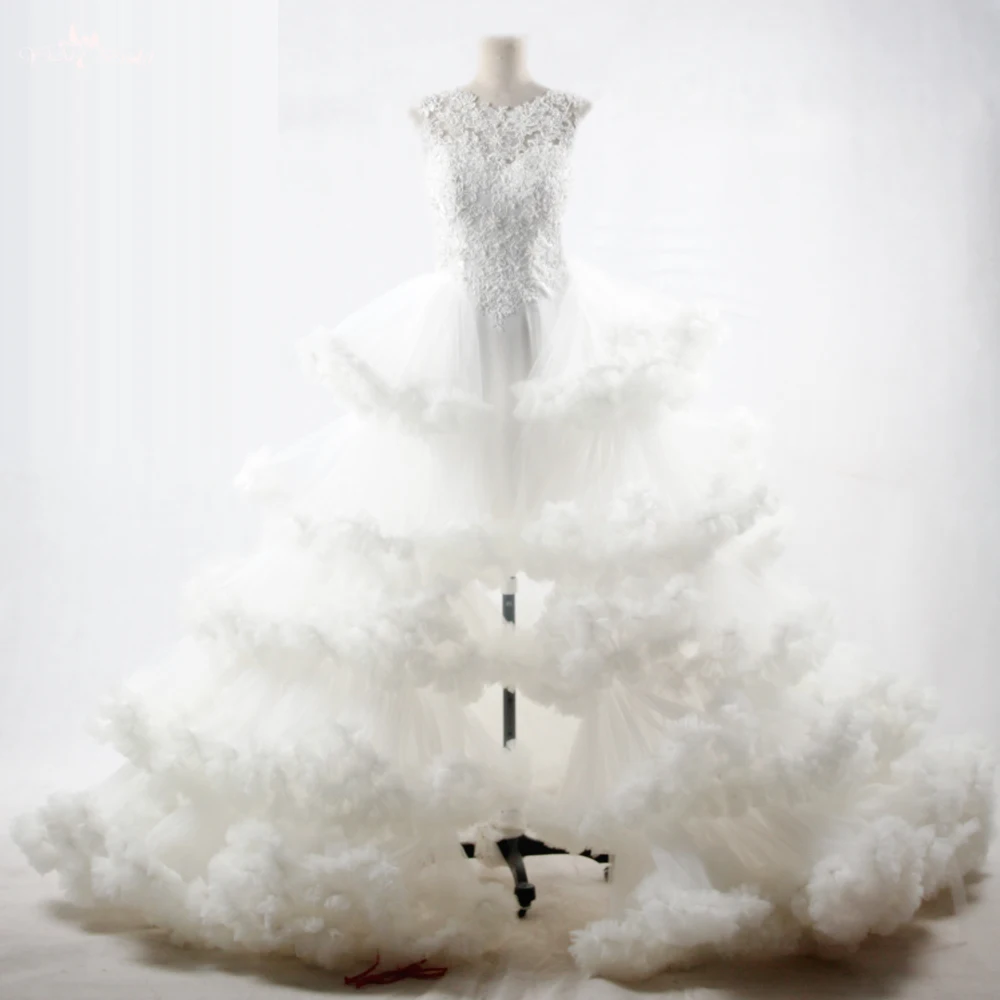 RSW1095 Luxury Cloud Designer Wedding Gowns Open Front Slit High Low Wedding Dress 2017 vestidos de noiva robe de mariage
RSW1095 Luxury Cloud Designer Wedding Gowns Open Front Slit High Low Wedding Dress 2017 vestidos de noiva robe de mariage
