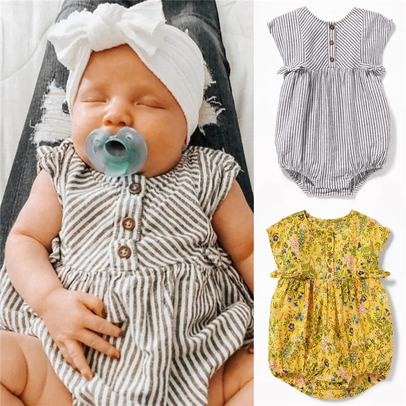 Summer Casual Newborn Baby Boys Girls Floral Bodysuits Sleeveless Bow Tank Sunsuits Unisex Baby V-Neck Cotton Bodysuits 3-24M
Summer Casual Newborn Baby Boys Girls Floral Bodysuits Sleeveless Bow Tank Sunsuits Unisex Baby V-Neck Cotton Bodysuits 3-24M