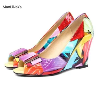 Manlinaya Mixed Colors Square Buckle Decoration Women Pumps Peep Toe Wedges Runway High Heels Slip on Printing Women High Heels
Manlinaya Mixed Colors Square Buckle Decoration Women Pumps Peep Toe Wedges Runway High Heels Slip on Printing Women High Heels