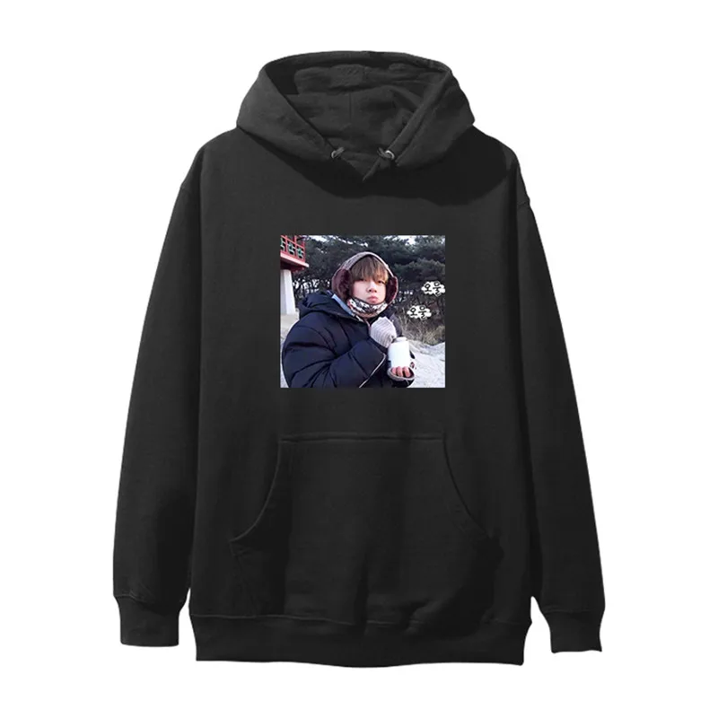 New kpop Bangtan Boys V Jungkook The Same Around hoodie Loose Long sleeved Hoodie V Head portrait Sweatshirts
New kpop Bangtan Boys V Jungkook The Same Around hoodie Loose Long sleeved Hoodie V Head portrait Sweatshirts