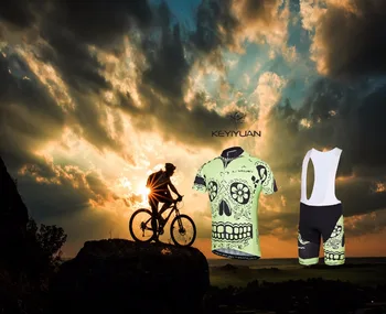 New cycling clothing men's autumn and winter harness sets / mountain bike road bike sportswear / racing bike short-sleeved cloth
New cycling clothing men's autumn and winter harness sets / mountain bike road bike sportswear / racing bike short-sleeved cloth