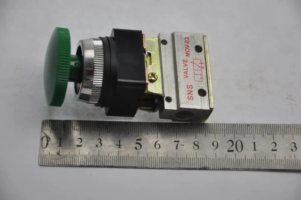 1PCS 3 Way 2 Position 1/8" Thread Wheel Switch Pneumatic Mechanical Valve MOV-03 Self-lock type
1PCS 3 Way 2 Position 1/8" Thread Wheel Switch Pneumatic Mechanical Valve MOV-03 Self-lock type