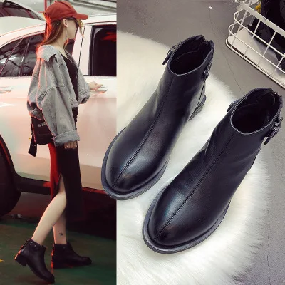Short boot women 2018 autumn and winter new genuine leather British style Chelsea boot back zipper women's boots good quality
Short boot women 2018 autumn and winter new genuine leather British style Chelsea boot back zipper women's boots good quality