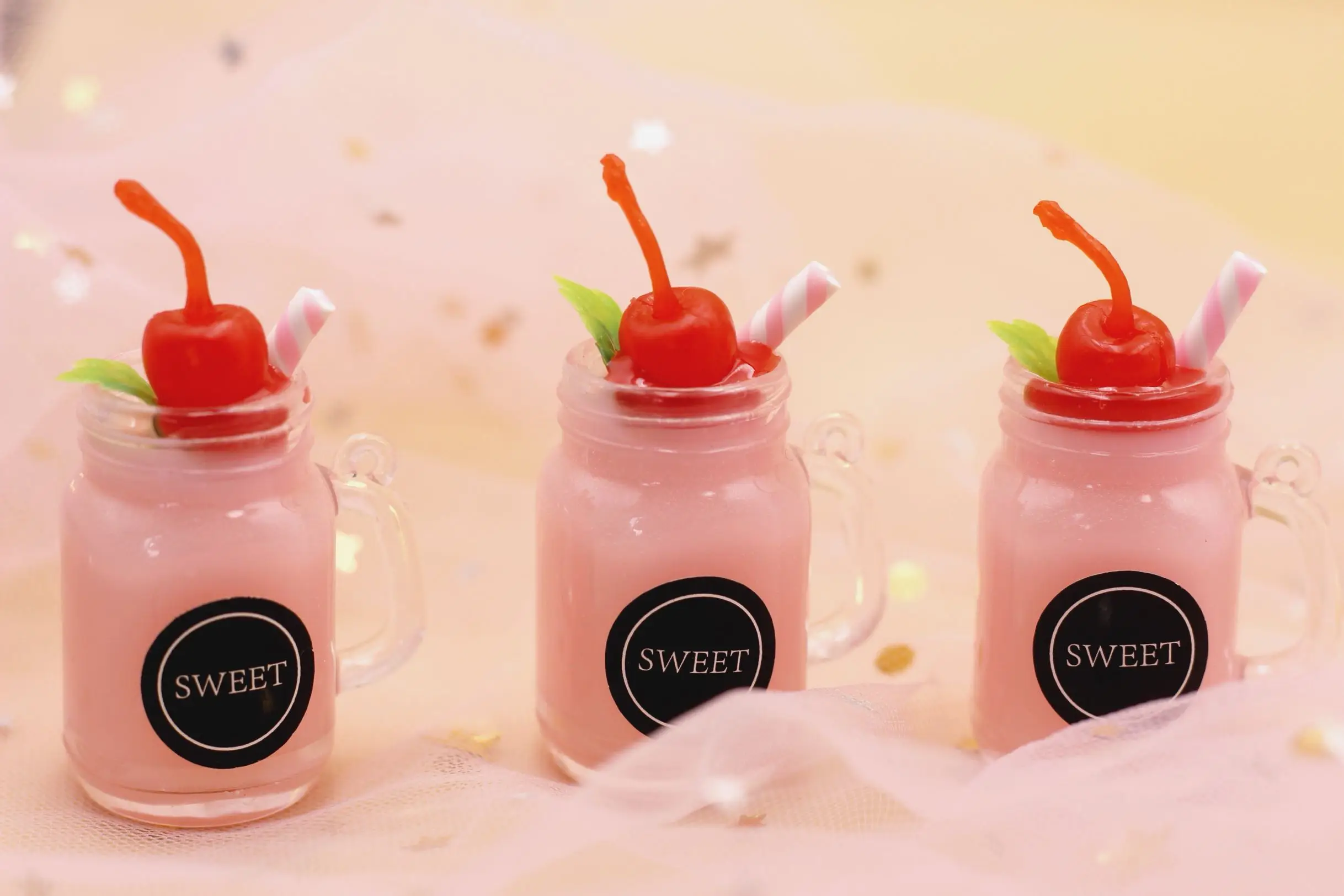 2pcs/lot 1:6 Miniature Dollhouse Mini Dessert pink Drink for blyth 1/3 1/4 1/6 bjd Dollhouse Decor Accessories Photo Props Toys
2pcs/lot 1:6 Miniature Dollhouse Mini Dessert pink Drink for blyth 1/3 1/4 1/6 bjd Dollhouse Decor Accessories Photo Props Toys