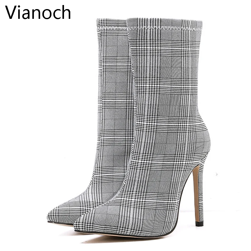 2019 New Fashion Women High Heels Sexy Mid Calf Boots Pointed Toe Plaind Shoes Woman Size 40 41 42 wo18081158
2019 New Fashion Women High Heels Sexy Mid Calf Boots Pointed Toe Plaind Shoes Woman Size 40 41 42 wo18081158