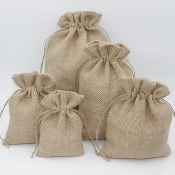 3Pcs 20x30cm Drawstring Vintage Natural Burlap Hessia Christmas Rustic Wedding Big Favor Custom Jute Candies Food Cookie Package
3Pcs 20x30cm Drawstring Vintage Natural Burlap Hessia Christmas Rustic Wedding Big Favor Custom Jute Candies Food Cookie Package