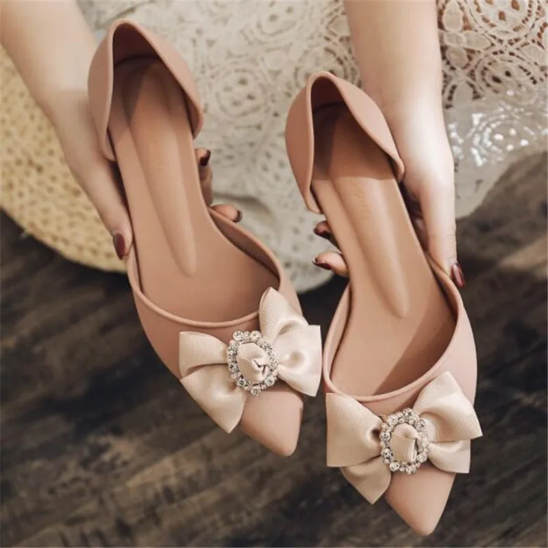 New pointed high-heeled fashion women's shoes diamond buckle wedge with soft bottom casual flower sandals summer jelly shoes 
New pointed high-heeled fashion women's shoes diamond buckle wedge with soft bottom casual flower sandals summer jelly shoes