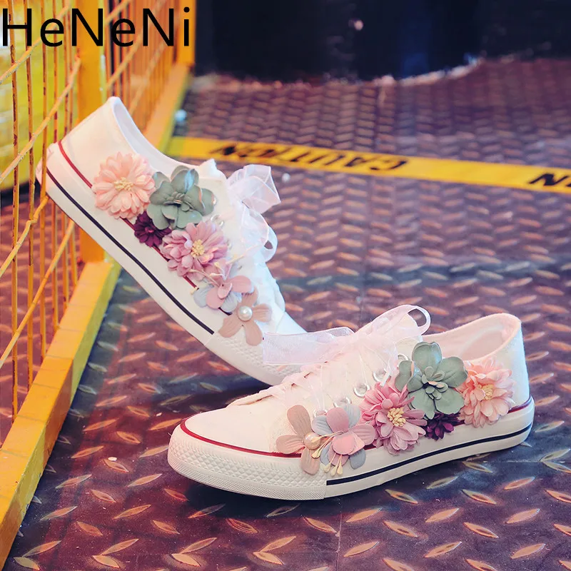 Summer Lady platform Sneakers Canvas casual shoes Women handmade custom Three-dimensional sequins Flowers Flat tenis feminino
Summer Lady platform Sneakers Canvas casual shoes Women handmade custom Three-dimensional sequins Flowers Flat tenis feminino