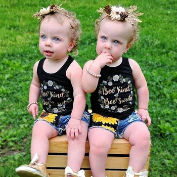 Children Girls Floral Clothes set Black tanks T-shirt Tops+Denim Jeans Short Pants Set Sunsuit
Children Girls Floral Clothes set Black tanks T-shirt Tops+Denim Jeans Short Pants Set Sunsuit
