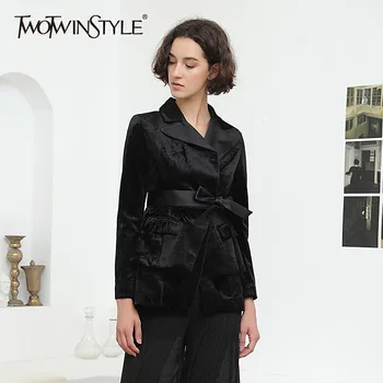 TWOTWINSTYLE Velvet Coat Tops Female Long Sleeve Lace up Tunic Jacket Women Black Coats Large Size OL Clothes 2020 Autumn Winter
TWOTWINSTYLE Velvet Coat Tops Female Long Sleeve Lace up Tunic Jacket Women Black Coats Large Size OL Clothes 2020 Autumn Winter