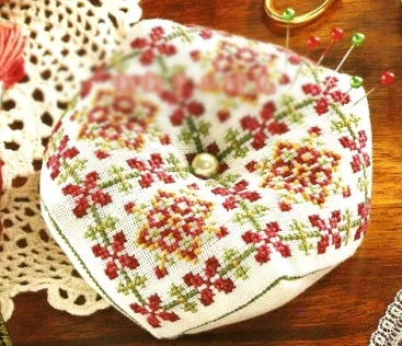 ZC035 Pin Neddle Cushion 18CT White Fabric Biscornu Needlework DIY Kit For Embroidery Cotton Thread Set Counted Cross-Stitching
ZC035 Pin Neddle Cushion 18CT White Fabric Biscornu Needlework DIY Kit For Embroidery Cotton Thread Set Counted Cross-Stitching
