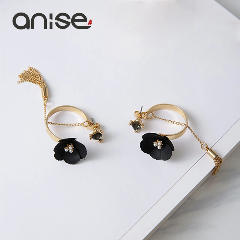 Rhinestone Imitation Pearl Alloy Black White Flower Stud Earrings Ear Jacket Metal Chain Tassel Earrings Round Earring For Women
Rhinestone Imitation Pearl Alloy Black White Flower Stud Earrings Ear Jacket Metal Chain Tassel Earrings Round Earring For Women
