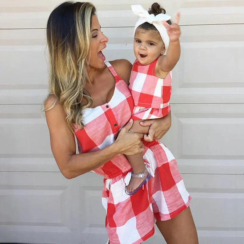 Family Matching Mother Daughter Mommy and Me Striped Clothes Dress Jumping Sleeveless Family Look Clothing Overalls Outfit
Family Matching Mother Daughter Mommy and Me Striped Clothes Dress Jumping Sleeveless Family Look Clothing Overalls Outfit