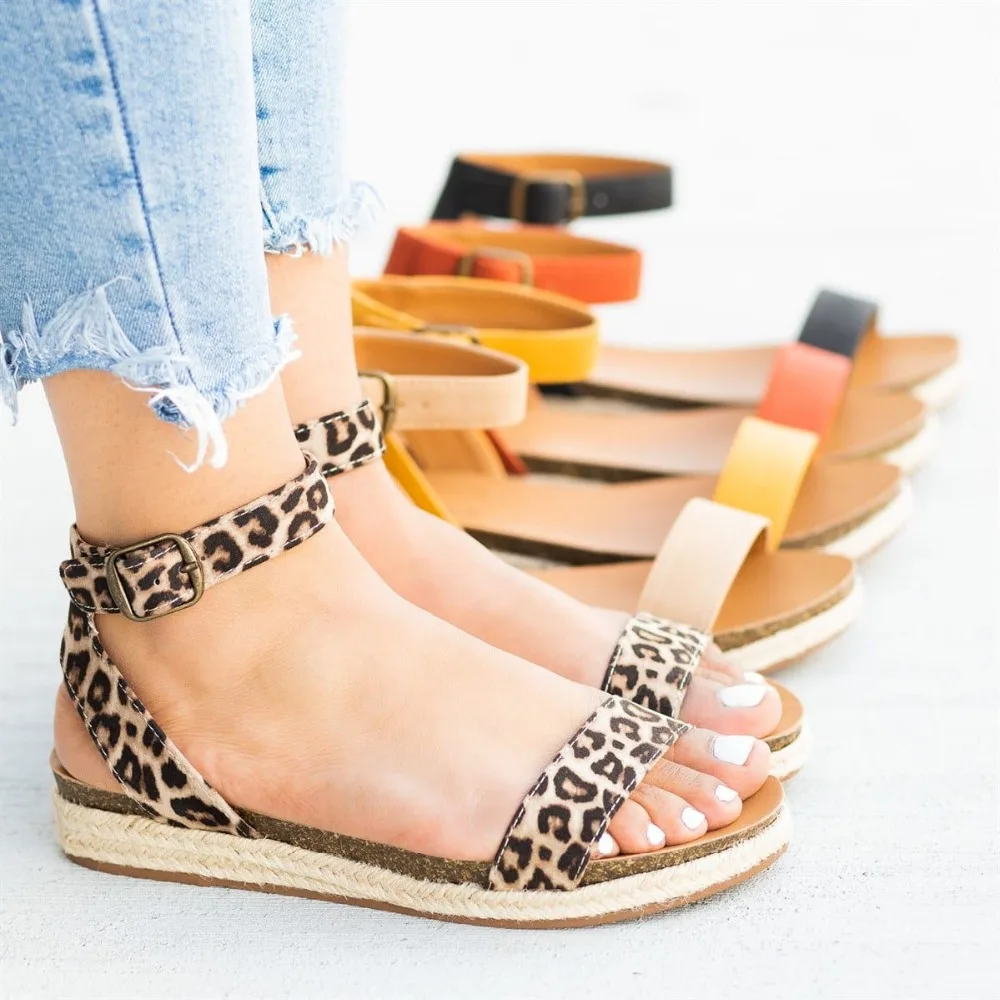 EOEODOIT Summer Med Wedges Heel Sandals Open Toe Casual Ankle Buckle Plus Size Women Summer Sandals Inner Height Increasing 4 CM
EOEODOIT Summer Med Wedges Heel Sandals Open Toe Casual Ankle Buckle Plus Size Women Summer Sandals Inner Height Increasing 4 CM