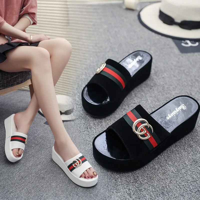 shoes Women Leather Summer beach shoe Solid Women Slippers Wedges Casual Shoes Women Flip Flops simple pantuflas
shoes Women Leather Summer beach shoe Solid Women Slippers Wedges Casual Shoes Women Flip Flops simple pantuflas