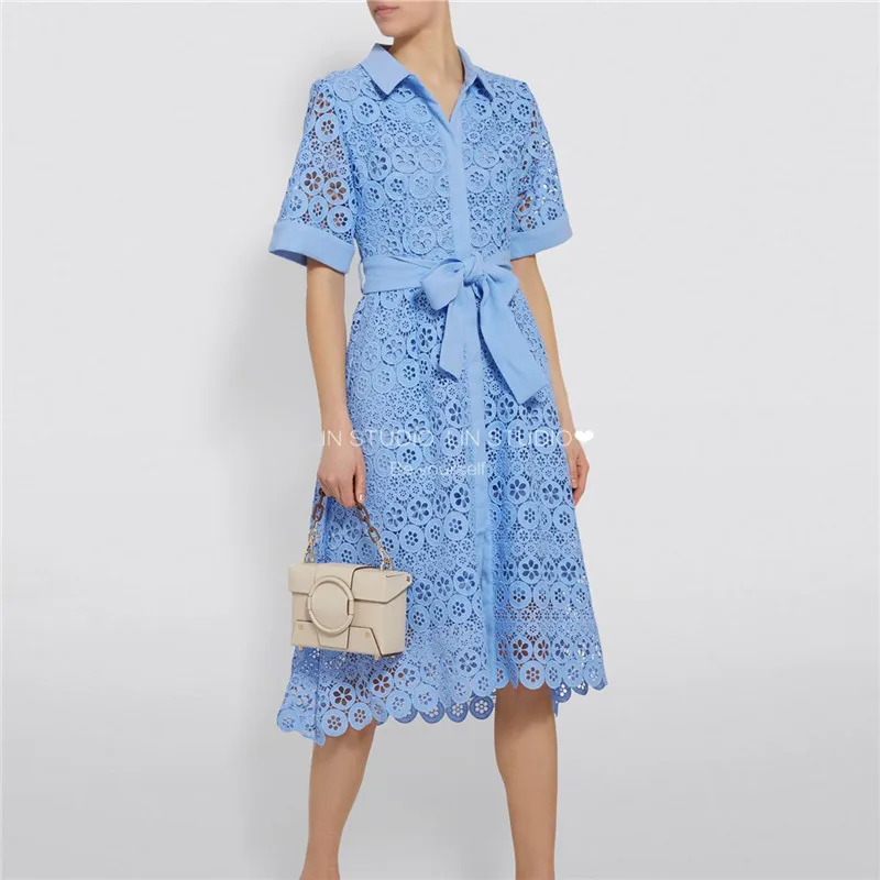 High Quality Runway Designer Women Dress 2019 Summer Elegant Short Sleeve Blue And White Hollow Out Lace Midi Dress vestidos
High Quality Runway Designer Women Dress 2019 Summer Elegant Short Sleeve Blue And White Hollow Out Lace Midi Dress vestidos