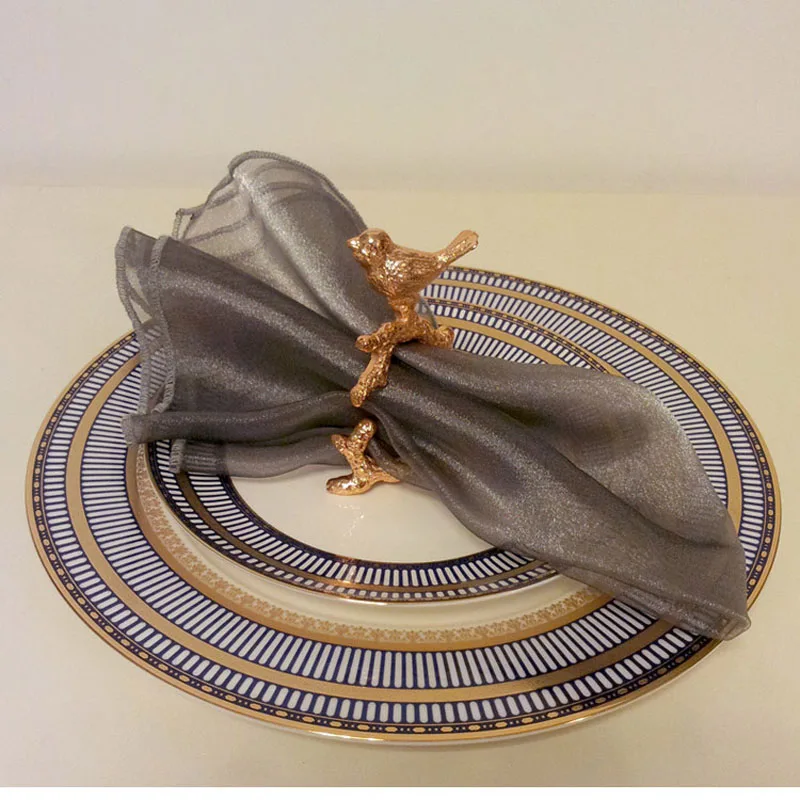 30pcs/lot Luxury High-grade Gold Bird Napkin Ring Serviette Holder Design Club Hotel Restaurant Dining Table Decoration ZA3646
30pcs/lot Luxury High-grade Gold Bird Napkin Ring Serviette Holder Design Club Hotel Restaurant Dining Table Decoration ZA3646