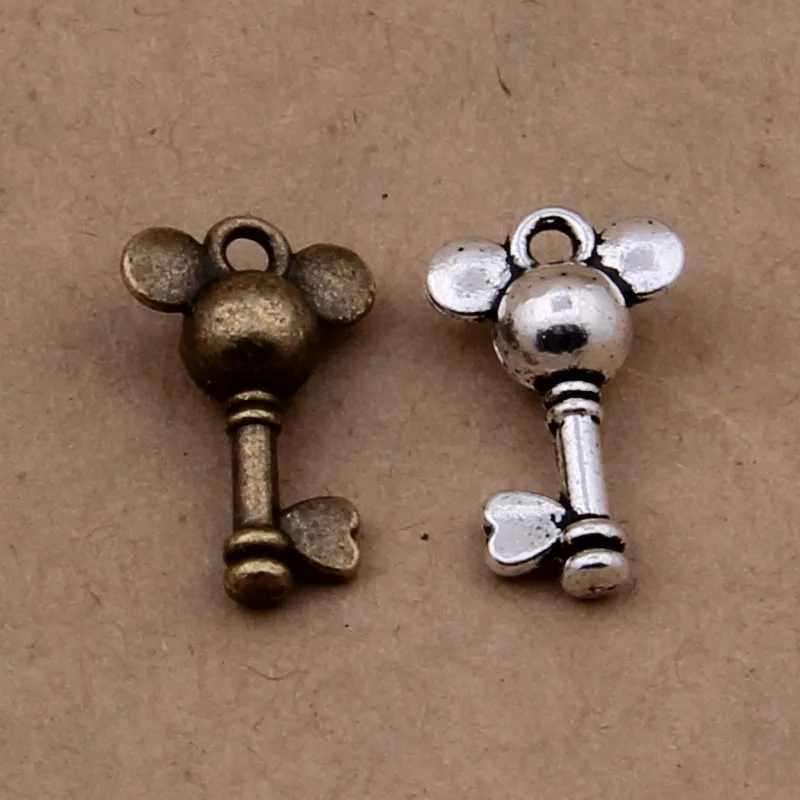 100pcs Vintage Mickey Mouse Key Charm For Making Chain/bags/apparel/earrings/gift Decorations Fashion DIY Jewelry Accessories
100pcs Vintage Mickey Mouse Key Charm For Making Chain/bags/apparel/earrings/gift Decorations Fashion DIY Jewelry Accessories