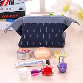 Portable Waterproof Bag Carrying Case Holder Cosmetic Bags Storage Boxs Travel Holder Case Pouch
Portable Waterproof Bag Carrying Case Holder Cosmetic Bags Storage Boxs Travel Holder Case Pouch