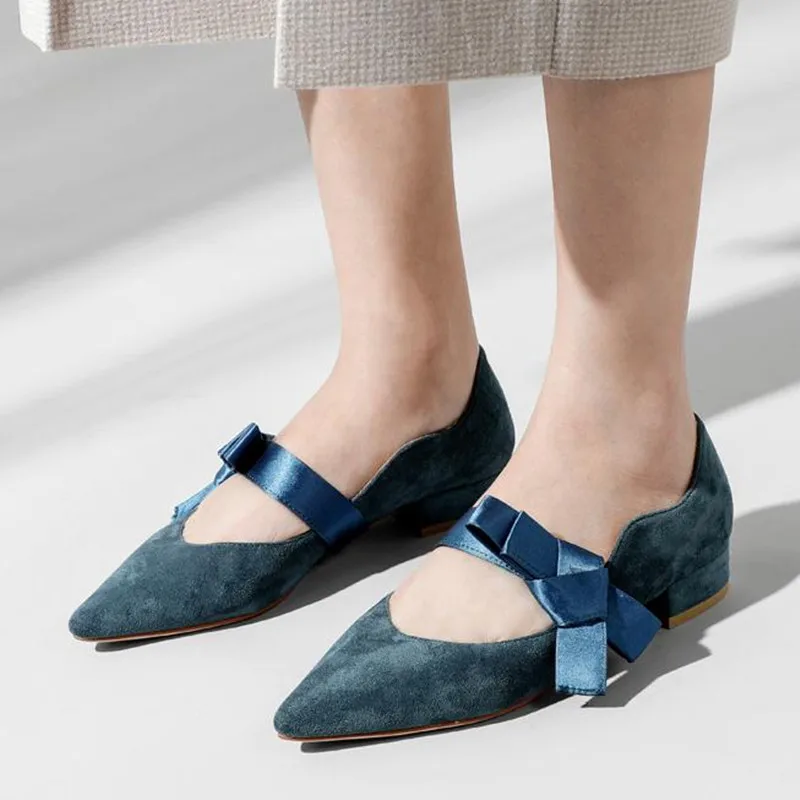 2019 spring pointed women's shoes Black, blue Large size 40 suede bow flat shoes fashion Low help casual shoes Flats obuv
2019 spring pointed women's shoes Black, blue Large size 40 suede bow flat shoes fashion Low help casual shoes Flats obuv