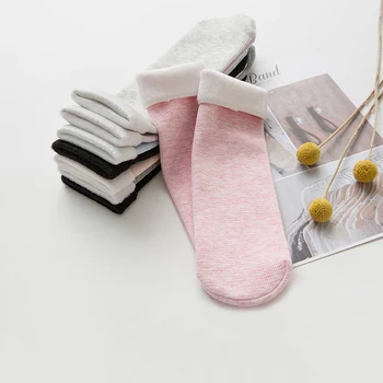 SVOKOR Striped Warm Women's Socks Winter Thickening Velvet Snow Socks Solid Color Fashion Long Tube Ladies Floor Socks
SVOKOR Striped Warm Women's Socks Winter Thickening Velvet Snow Socks Solid Color Fashion Long Tube Ladies Floor Socks