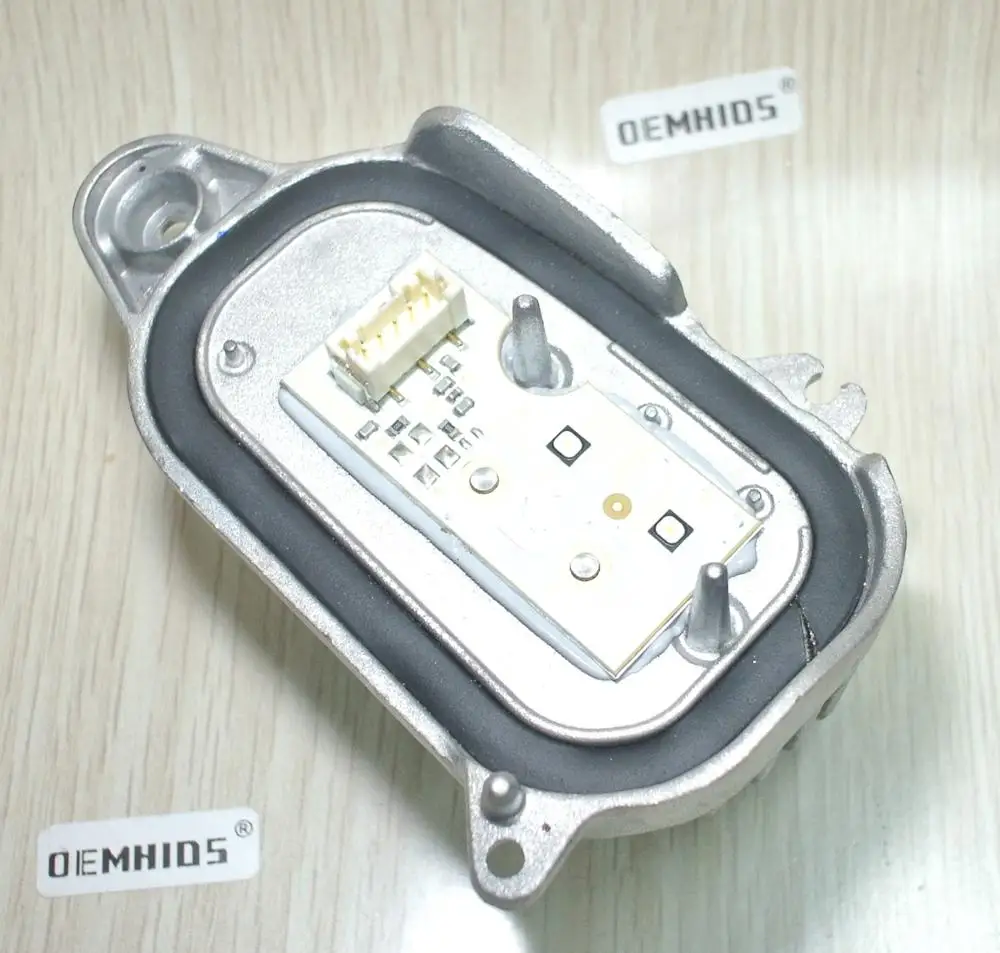1pcs OEMHIDS Original Used right 8R0941476B side Light Control Unit Q5 8R0.941.476B VF2
1pcs OEMHIDS Original Used right 8R0941476B side Light Control Unit Q5 8R0.941.476B VF2