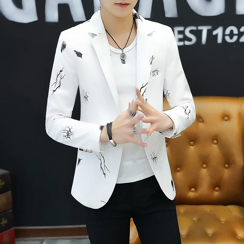 Male printed a blazer of new 2019 fashion wash and wear thin wash and wear a blazer handsome city boy cultivate one's morality
Male printed a blazer of new 2019 fashion wash and wear thin wash and wear a blazer handsome city boy cultivate one's morality