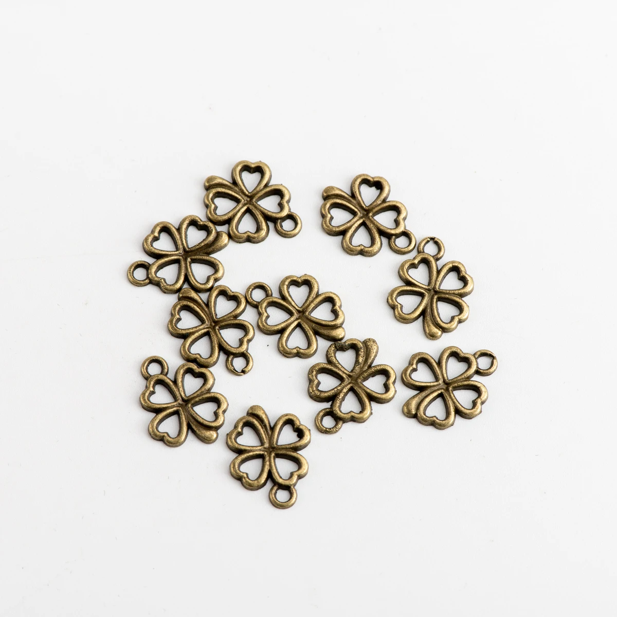 Flower Connector Beads & Jewelry Making DIY Jewelry Making Findings Handicraft Accessories For Jewelries Needlework #JZ113
Flower Connector Beads & Jewelry Making DIY Jewelry Making Findings Handicraft Accessories For Jewelries Needlework #JZ113