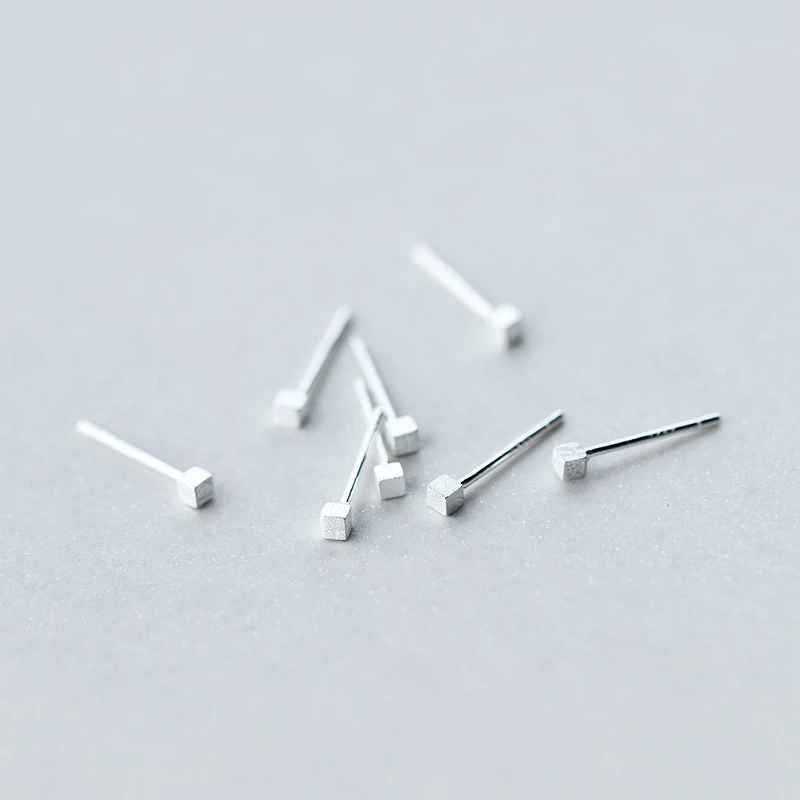 MloveAcc 925 Sterling Sliver Tiny Cube Stud Earrings Women Dainty Square Small Stud Earrings Cute Mini Minimalist Earrings Girls
MloveAcc 925 Sterling Sliver Tiny Cube Stud Earrings Women Dainty Square Small Stud Earrings Cute Mini Minimalist Earrings Girls