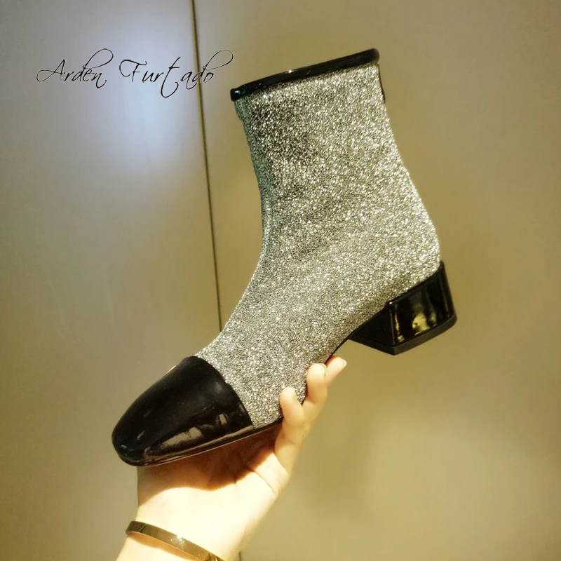 Spring and autumn big size comfortable 2019 fashion women's shoes concise sexy silver chunky heels elegant women's boots short
Spring and autumn big size comfortable 2019 fashion women's shoes concise sexy silver chunky heels elegant women's boots short
