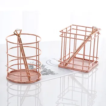 Rose Gold Metal Pen Pencil Holder Oval Shape Desk Stationery Organizer Wired Mesh Design Kitchen Bathroom Cosmetic Basket Panier 
Rose Gold Metal Pen Pencil Holder Oval Shape Desk Stationery Organizer Wired Mesh Design Kitchen Bathroom Cosmetic Basket Panier