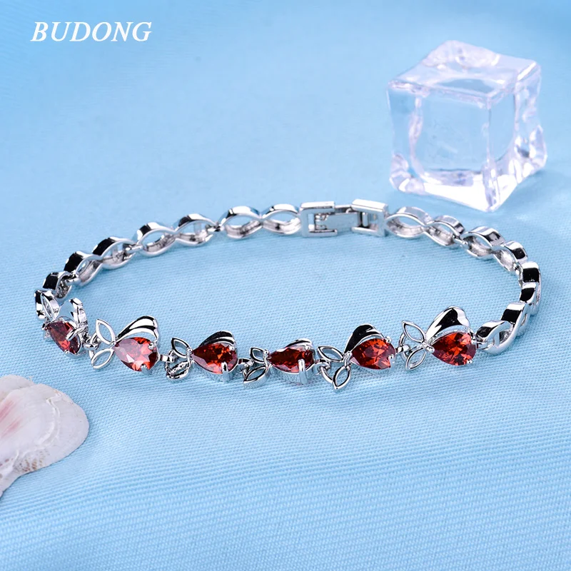 BUDONG Infinity 19cm 5 Colors Women Bracelet Simple Rectangle Silver color Purple Teardrop Crystal Zircon Wedding Jewelry XUL119
BUDONG Infinity 19cm 5 Colors Women Bracelet Simple Rectangle Silver color Purple Teardrop Crystal Zircon Wedding Jewelry XUL119