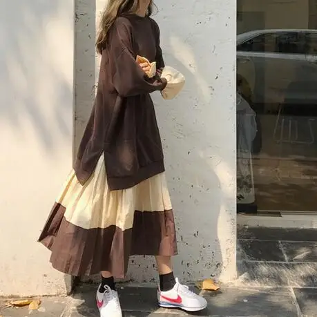Sweatshirt Dresses Female Flare Long Sleeve Patchwork Pleated Hem Women's Dress 2019 Autumn New DC574
Sweatshirt Dresses Female Flare Long Sleeve Patchwork Pleated Hem Women's Dress 2019 Autumn New DC574