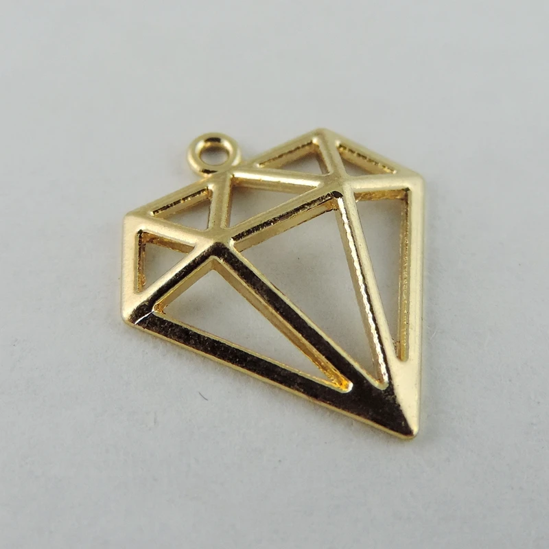 40pcs Jewelry Wholesale Charm Hollow Triangle Alloy Charms Necklace Pendant Women Bracelet jewelry findings DIY Handmade Crafts
40pcs Jewelry Wholesale Charm Hollow Triangle Alloy Charms Necklace Pendant Women Bracelet jewelry findings DIY Handmade Crafts