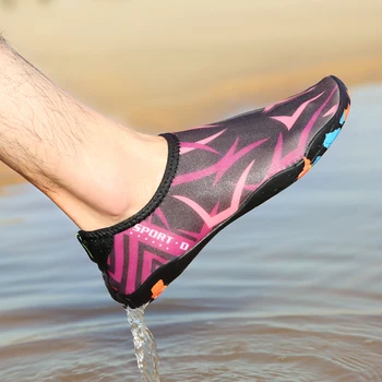 New 2019 Summer Water Shoes Men's Aqua Shoes Women Water Shoes Comfortable adult Beach Non-slip Sneakers Shoes zapatillas mujer
New 2019 Summer Water Shoes Men's Aqua Shoes Women Water Shoes Comfortable adult Beach Non-slip Sneakers Shoes zapatillas mujer