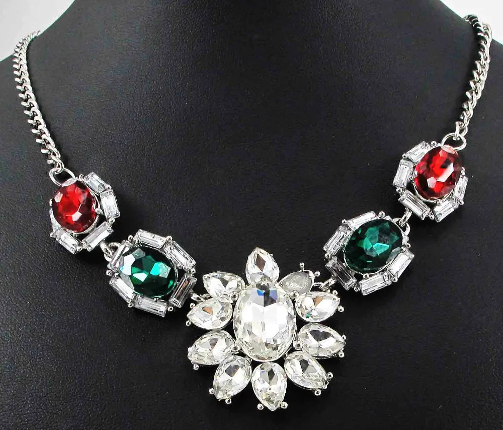 Newest string Gorgeous Fashion Jewelry glod filled clear crystal Statement Necklace Women Choker Necklaces Pendants q882 6 9
Newest string Gorgeous Fashion Jewelry glod filled clear crystal Statement Necklace Women Choker Necklaces Pendants q882 6 9