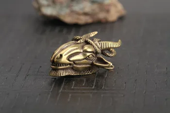 Brass Snake Pan Sheep Head Hanging Sheep Snake Copper Hanging Key Chain Copper Hanging Microsculpture
Brass Snake Pan Sheep Head Hanging Sheep Snake Copper Hanging Key Chain Copper Hanging Microsculpture