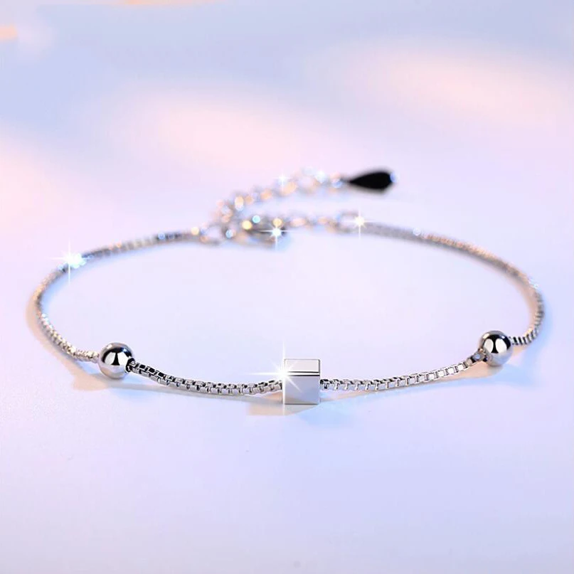 Arrival Silver color Jewelry Sugar Square Bracelet Pentagram Cube Box Pendant Bracelet Fashion Rubik's Cube Bracelets for Women
Arrival Silver color Jewelry Sugar Square Bracelet Pentagram Cube Box Pendant Bracelet Fashion Rubik's Cube Bracelets for Women