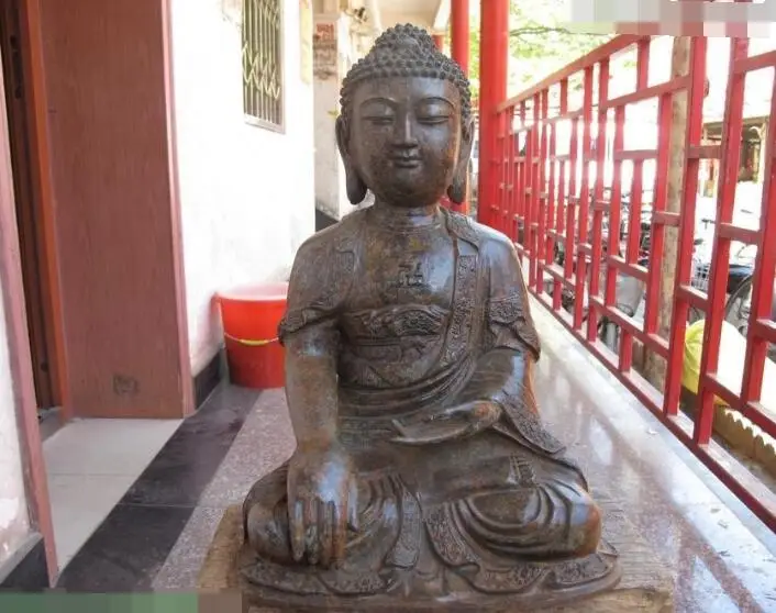 S04027 16"Tibet Buddhism Temple Vintage Bronze carved sakyamuni Buddha statue (B0328)
S04027 16"Tibet Buddhism Temple Vintage Bronze carved sakyamuni Buddha statue (B0328)