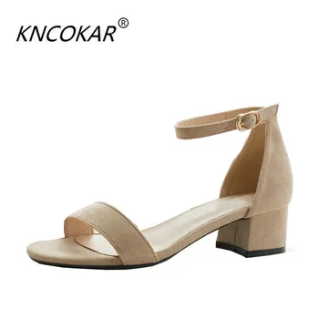In the summer of 2018, the new style of female summer will be followed by a belt, a suede, and a peep-toe
In the summer of 2018, the new style of female summer will be followed by a belt, a suede, and a peep-toe