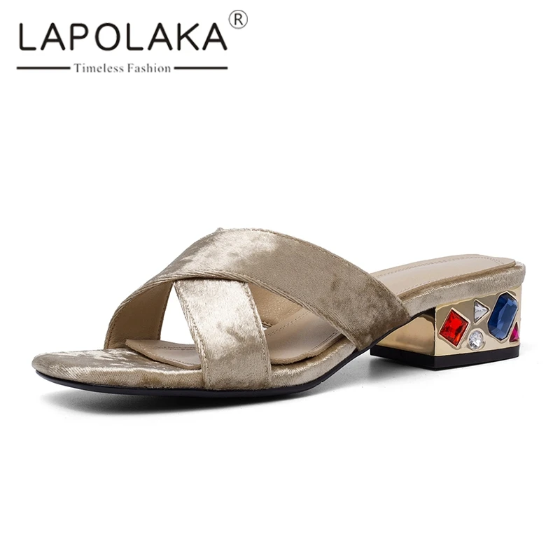 Lapolaka 2019 New Large Size 33-40 Fashion Flock Mules Women Summer Sheepskin Insole Med Heels Slippers Women Shoes Woman
Lapolaka 2019 New Large Size 33-40 Fashion Flock Mules Women Summer Sheepskin Insole Med Heels Slippers Women Shoes Woman