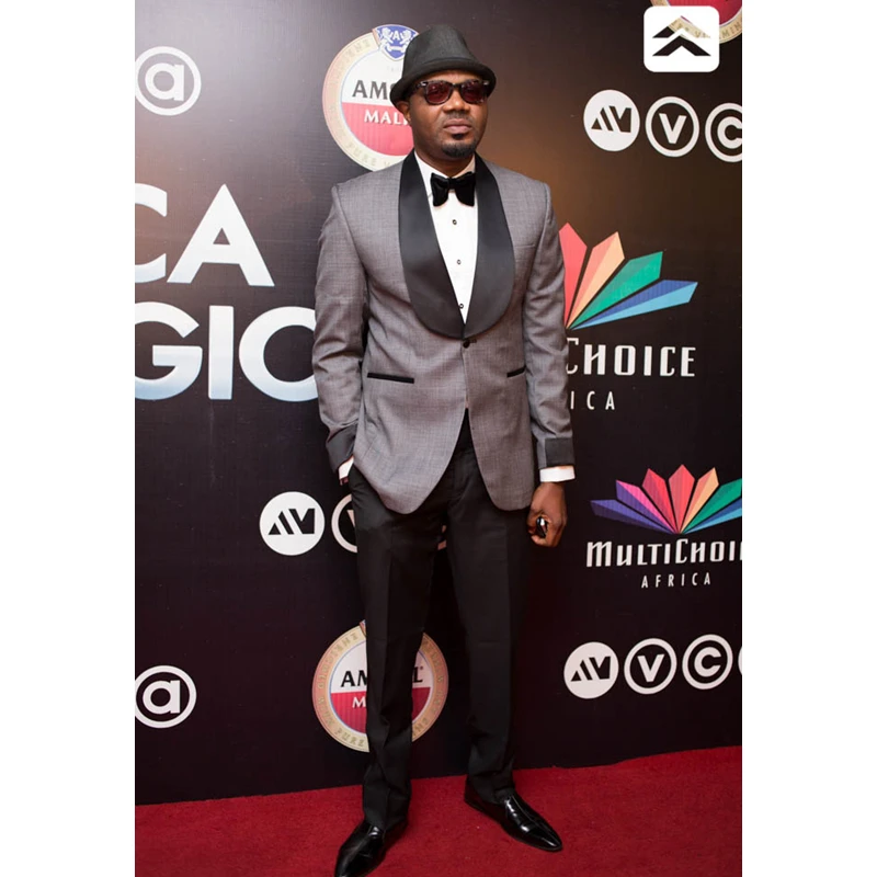 New Style Grey Suits Black Shawl Lapel Men Suit Groom Blazer Terno Slim Fit Skinny Custom Tuxedo 2 Piece Suits (Jacket+Pants)
New Style Grey Suits Black Shawl Lapel Men Suit Groom Blazer Terno Slim Fit Skinny Custom Tuxedo 2 Piece Suits (Jacket+Pants)