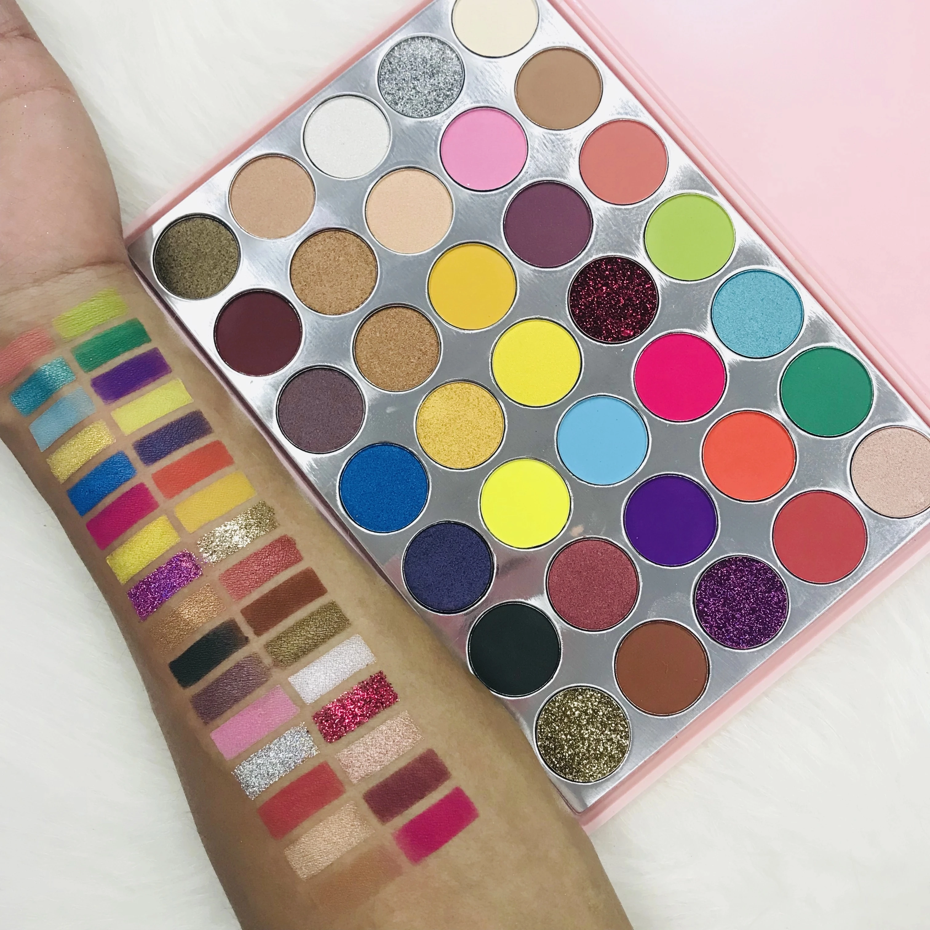 New Arrival 2019 Waterproof Pigmented 35 color Eyeshadow Palette Makeup Eyeshadow Eye shadow palette Pink Makeup Palettes 10pcs
New Arrival 2019 Waterproof Pigmented 35 color Eyeshadow Palette Makeup Eyeshadow Eye shadow palette Pink Makeup Palettes 10pcs