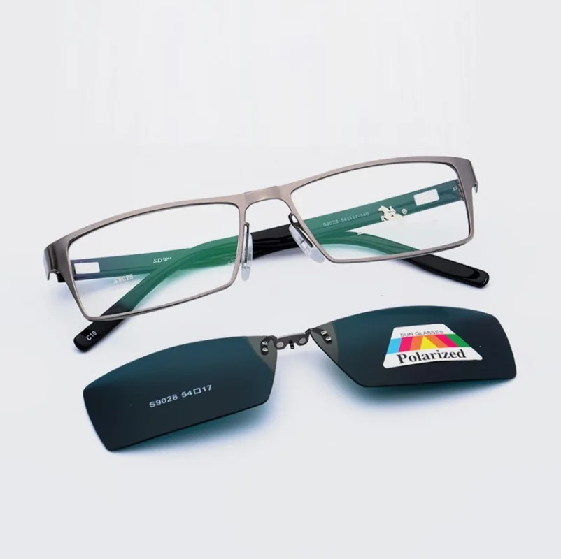54-17-134 New men's polarizing sets metal frames sets of mirrors magnets Myopia sunglasses frame 9028 oculos de grau eyewear
54-17-134 New men's polarizing sets metal frames sets of mirrors magnets Myopia sunglasses frame 9028 oculos de grau eyewear